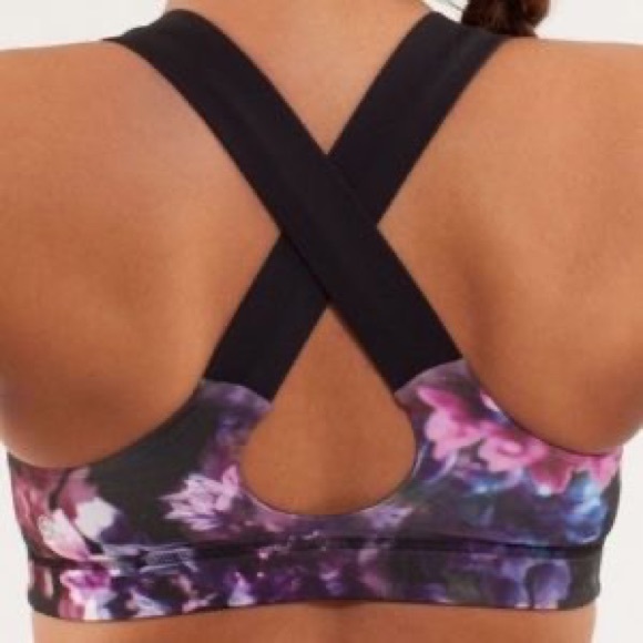 lululemon black floral all sports bra size 2 - Picture 4 of 4